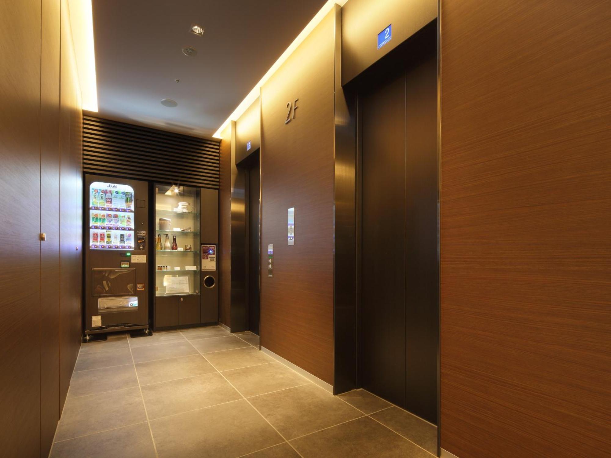 Keio Presso Inn Tokyo Station Yaesu Экстерьер фото